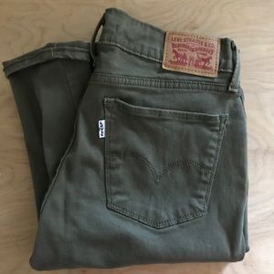 710 Levi’s